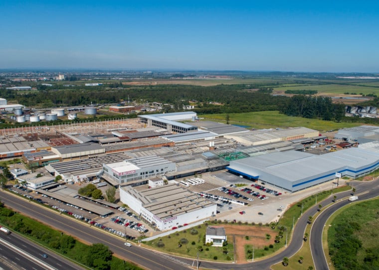  Fábrica da InBetta, na Avenida Independência, em Esteio, também acabou atingida pelas cheias de 2024