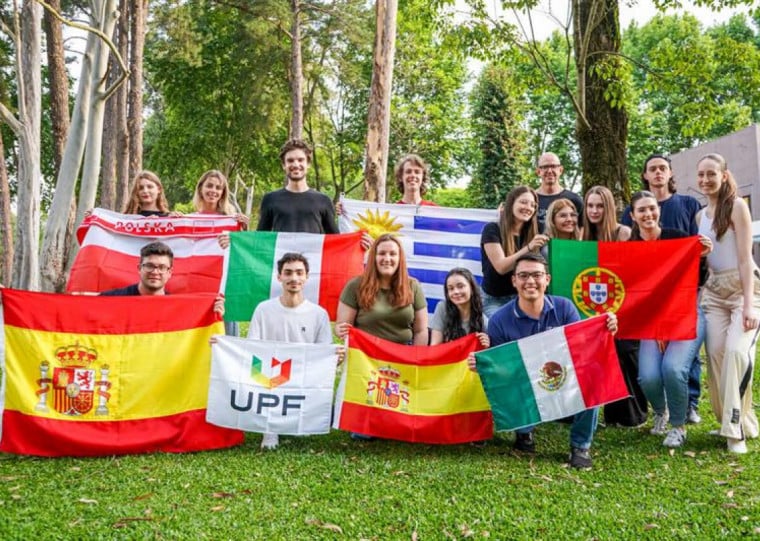 O destino dos acadêmicos se dividirá entre Espanha, Itália, México, Polônia, Portugal e Uruguai