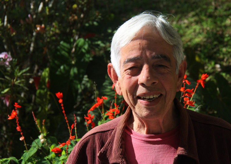 Ganhador do Jabuti, Leonardo Fr&oacute;es estava internado por complica&ccedil;&otilde;es de uma &uacute;lcera