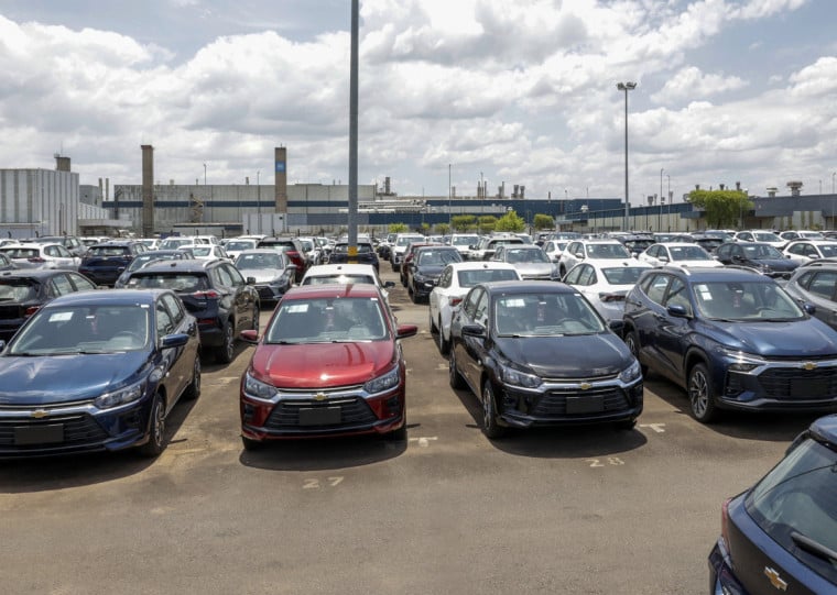 Linha especial de cr&eacute;dito influencia mercado de ve&iacute;culos em junho