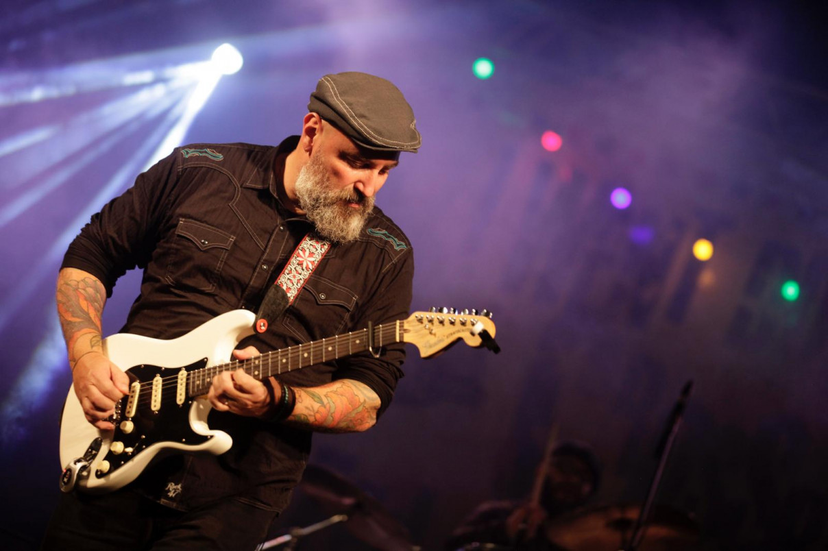  Cris Crochemore se apresenta esta sexta no Grezz Cris Crochemore se apresenta esta sexta no Grezz