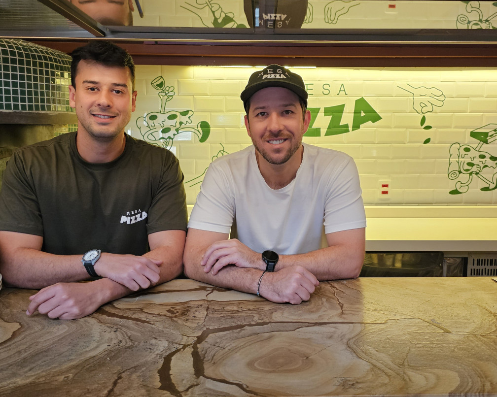 O Mesa Pizza é vizinho de frente do restaurante Mesa, dos mesmos donos | Dener Pedro/Especial/JC