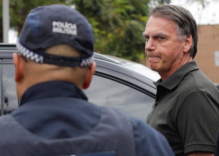 Ex-presidente, Jair Bolsonaro (PL) alegou ter tido paranoia decorrente da combinação de remédios
