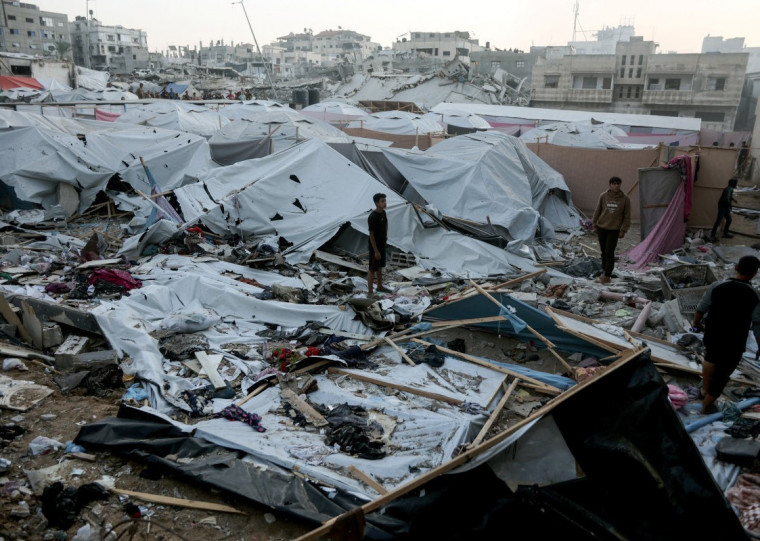 Ataques mataram pelo menos 20 pessoas