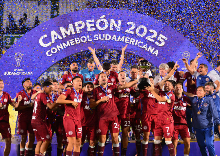 Equipe argentina chegou ao segundo título justamente sobre uma equipe brasileira