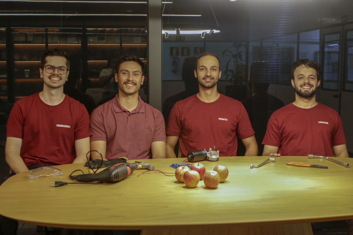 Startup gaúcha cria máquina para levar inovação e segurança para a colheita de maçãs