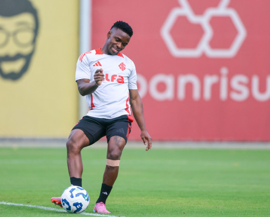 Com três reforços à disposição, Inter se prepara para confronto de 'seis pontos' contra o Vasco
