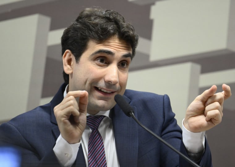 Galípolo frisou que o BC sempre vai seguir o comando legal daqueles que receberam o voto