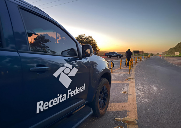 Opera&ccedil;&atilde;o Fronteira RFB 2025, respons&aacute;vel por apreens&otilde;es hist&oacute;ricas avaliadas em cerca de R$ 160 milh&otilde;es em mercadorias ilegais, 3,5 toneladas de drogas, 160 ve&iacute;culos e 27 pris&otilde;es