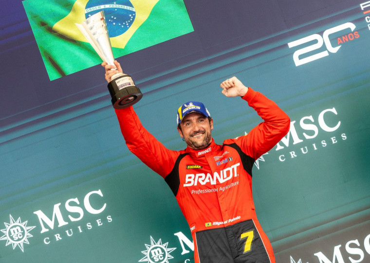 Nova-pratense quer ter a experiência de correr ao lado do filho