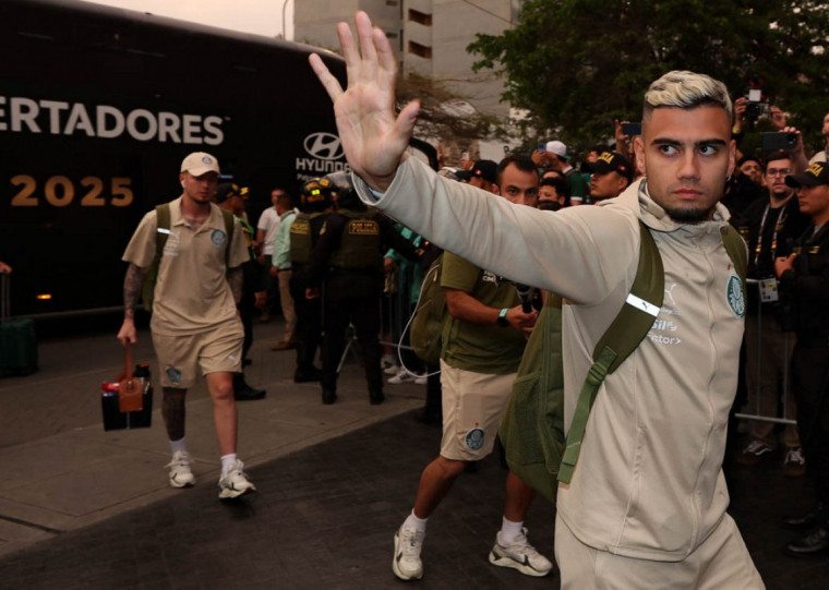 Andreas Pereira retorna a Lima para reedição da final da Libertadores de 2021