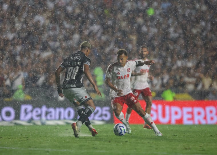 Ataques iniciaram após goleada do Vasco sobre o Internacional, no dia 27 de novembro