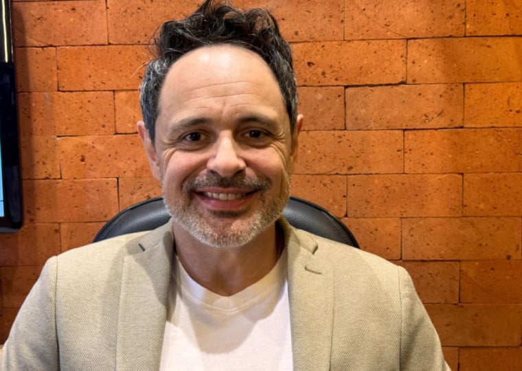 Advogado, Especialista em Direito P&uacute;blico, Governo Digital e Licita&ccedil;&otilde;es e Contratos. Consultor em Administra&ccedil;&atilde;o P&uacute;blica.