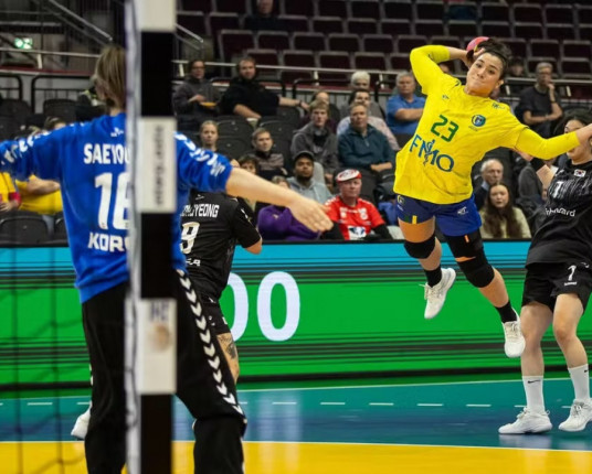 Brasil vence Coreia do Sul e se aproxima das quartas do Mundial de Handebol