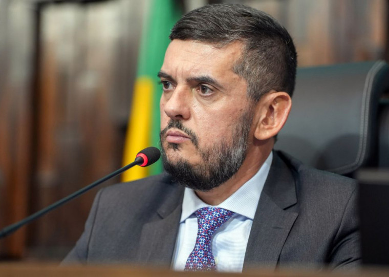 Bacellar teria obstruído investigação e vazado informações sigilosas