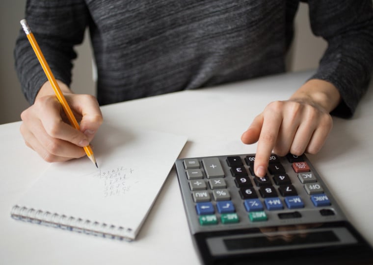 Torcida colorada ficará com olho na TV e calculadora na mão