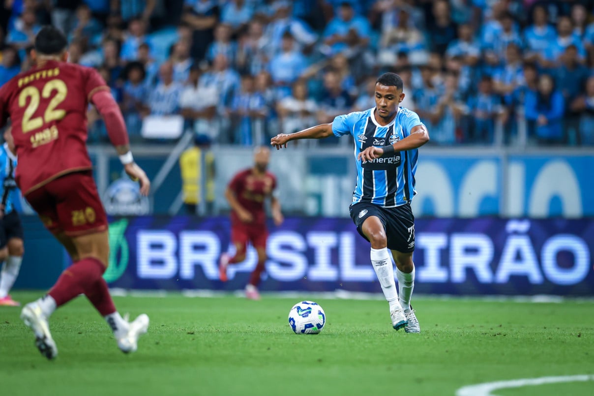 Na despedida da torcida em 2025, Grêmio é derrotado pelo Fluminense