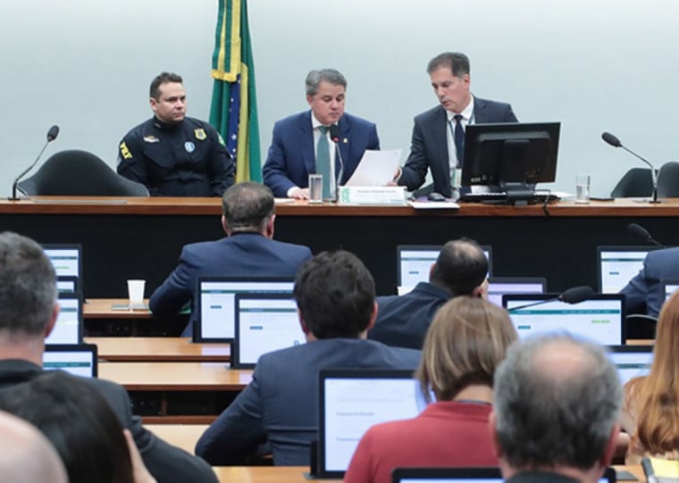 No ano eleitoral de 2026, estão previstos cerca de R$ 1 bilhão para o fundo partidário