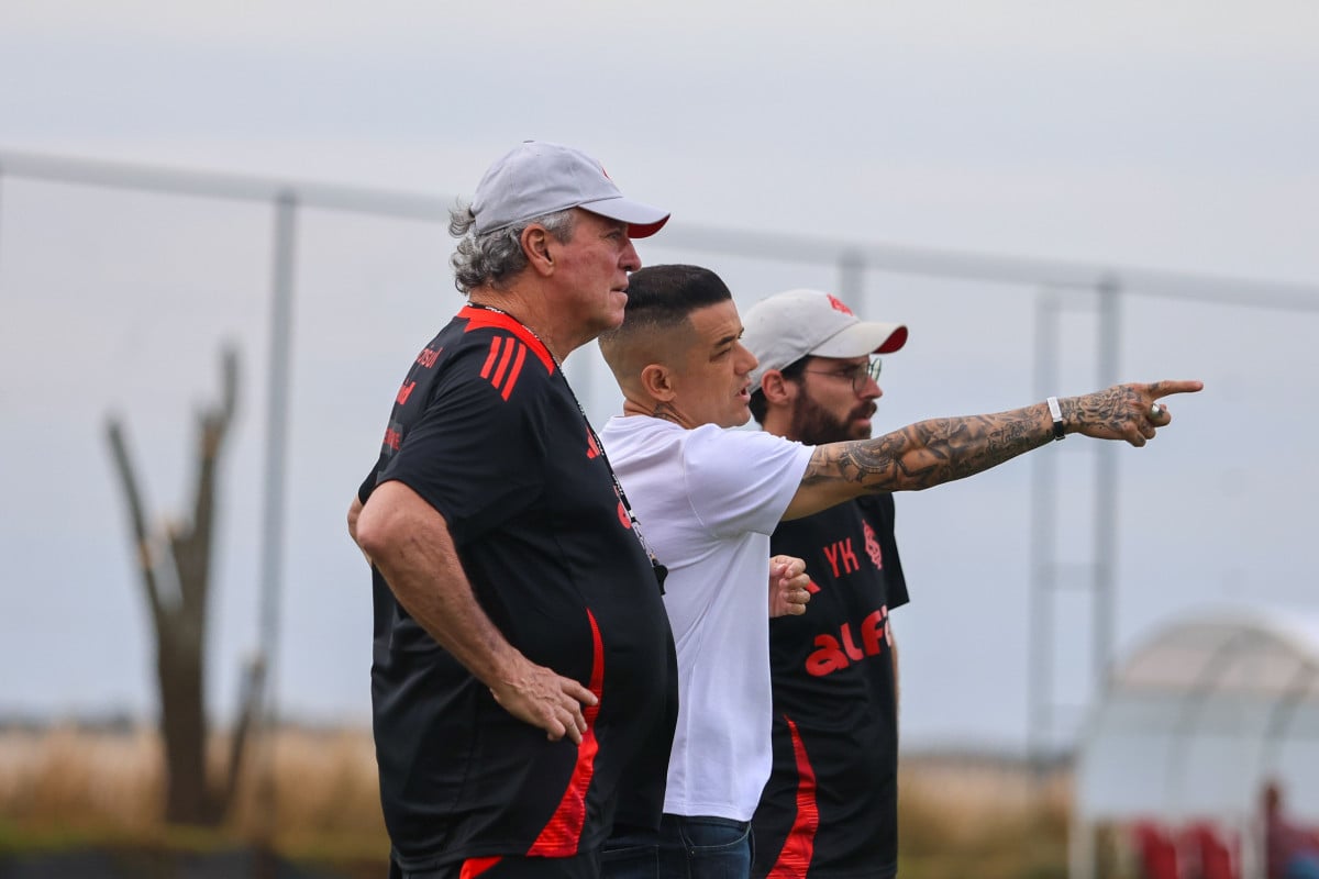 Por um milagre, Inter enfrenta o Bragantino no última ato para seguir na Série A