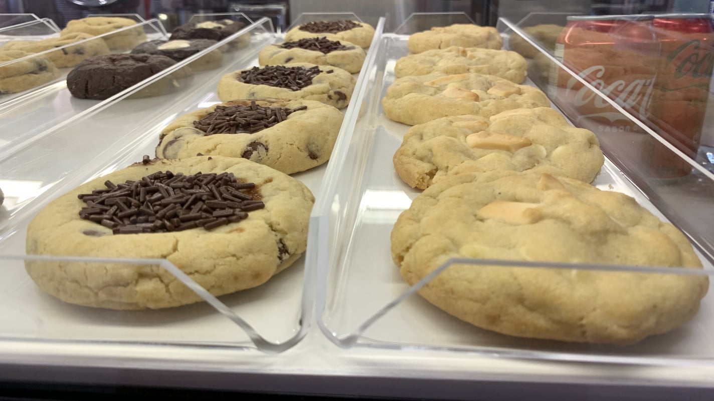 A American Cookies tem 28 opções de sabores, além de sorvetes e açaí | Dener Pedro/Especial/JC