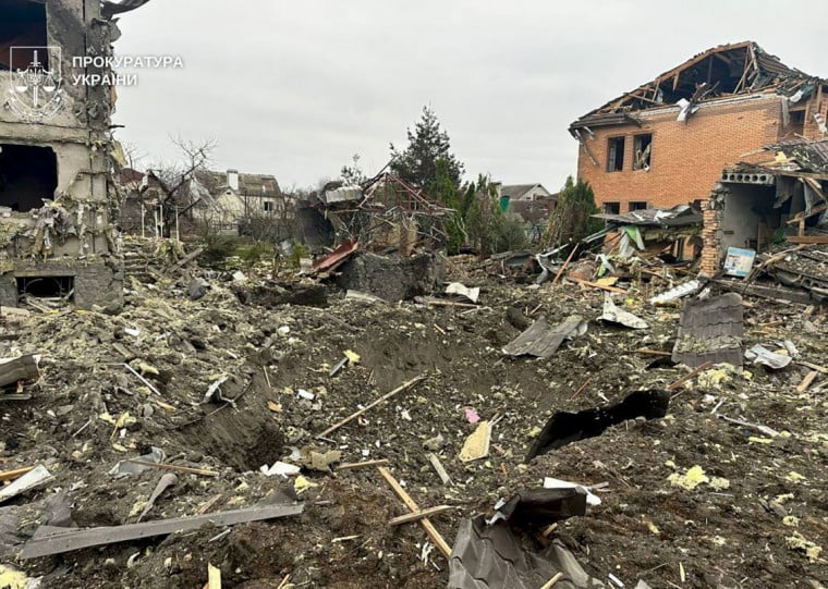 Ataque russo na madrugada de sábado atingiu diversas regiões da Ucrânia