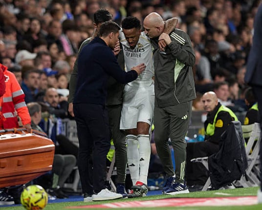 Éder Militão sofre lesão, desfalca Real por até quatro meses e coloca em risco presença na Copa