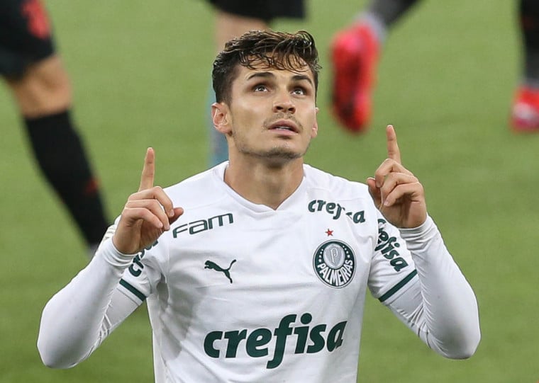 Raphael Veiga não é mais titular absoluto na equipe de Abel Ferreira disputando 31 jogos como titular 