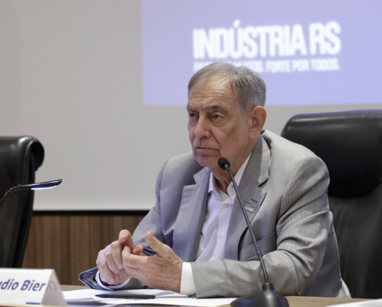 Tensão entre EUA e Venezuela acende alerta na indústria gaúcha, mas impacto deve ser limitado