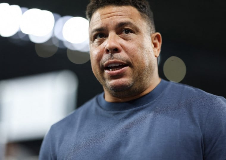 Ideia de Ronaldo é investir na construção de 100 quadras de tênis e outras 100 de padel