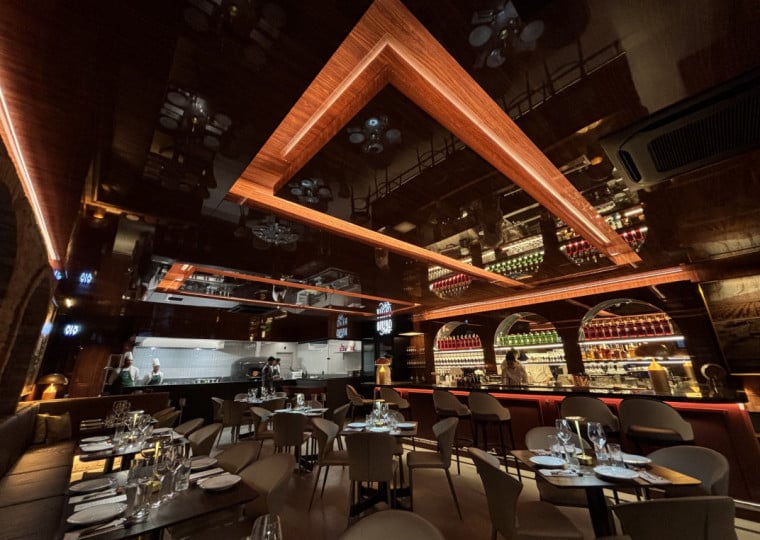 Investimento foi de R$ 4 milhões; cardápio aposta em clássicos da culinária e drinks