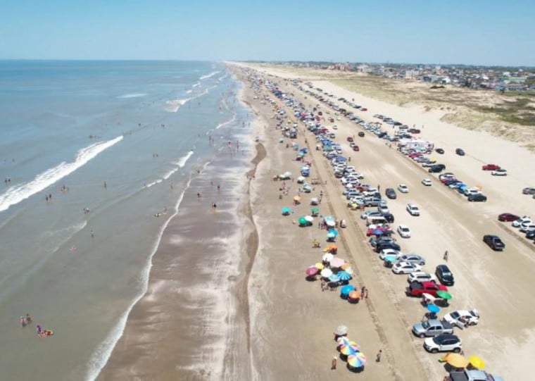 Balneário costuma receber até 200 mil pessoas por fim de semana durante o verão; gastronomia deve ganhar destaque