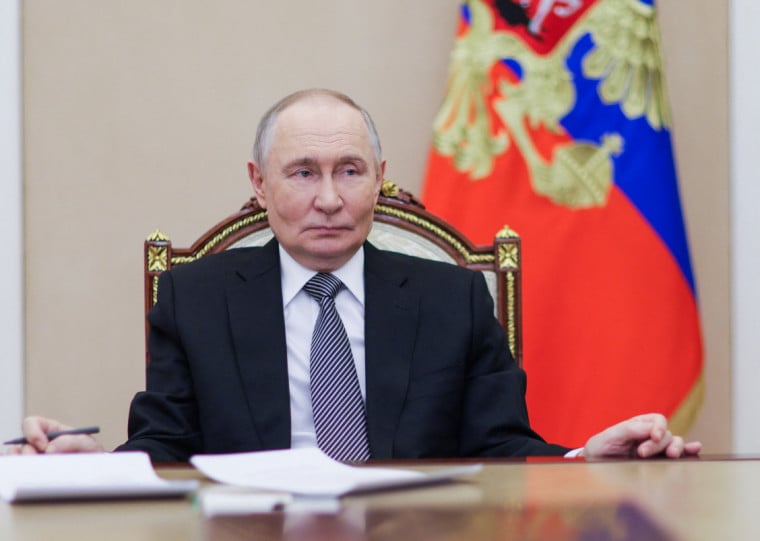 Em telefonema, Putin confirmou seu apoio à política do governo de Maduro