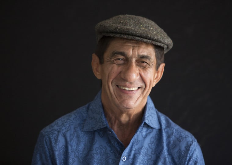 O cantor volta ao Auditório Araújo Vianna com nova turnê especial
