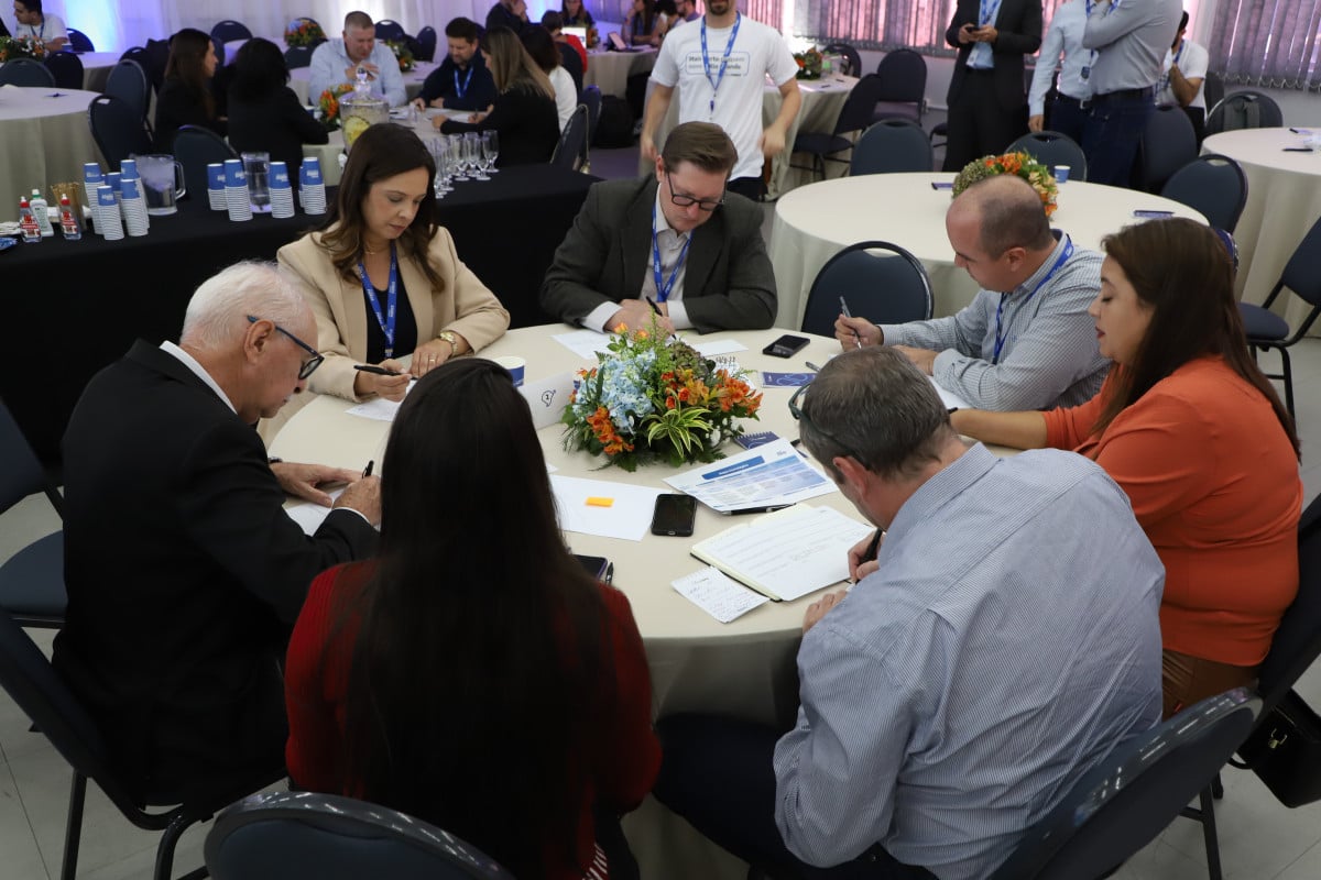 Em conjunto, participantes elegem as demandas priorit&aacute;rias das regi&otilde;es | Dudu Leal, FIERGS, Divulga&ccedil;&atilde;o