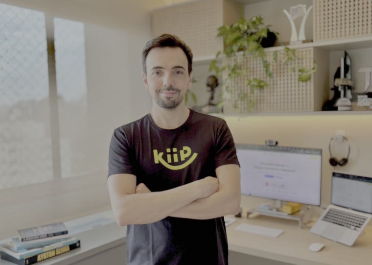 Goldschmidt foi fundador da Superplayer, serviço de streaming de música