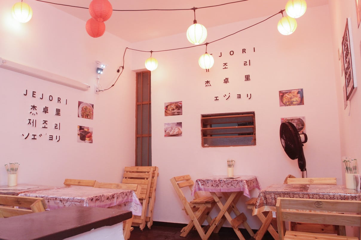 O restaurante &eacute; dividido em dois espa&ccedil;os | EVANDRO OLIVEIRA/JC