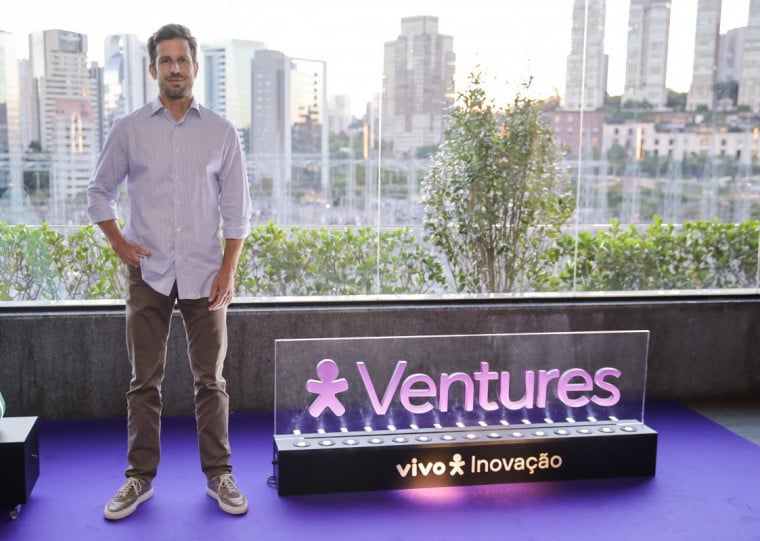 Trauer comenta que CVC é parte integral da estratégia da Vivo