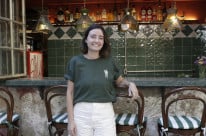 Laura Matiotti Alves &egrave; a empreendedora &agrave; frente do Basta, novo bar italiano de Porto Alegre