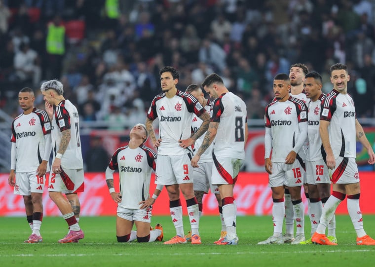  Na decisão, goleiro russo do PSG defendeu quatro cobranças de pênaltis contra o rubro negro