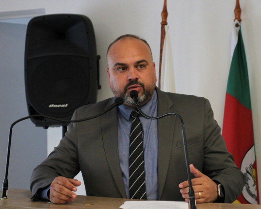 Após afastamento de prefeito e vice, presidente da Câmara de Viamão assume Executivo