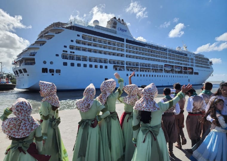 Opera&ccedil;&atilde;o contar&aacute; com 14 &ocirc;nibus tur&iacute;sticos para roteiros tur&iacute;sticos locais