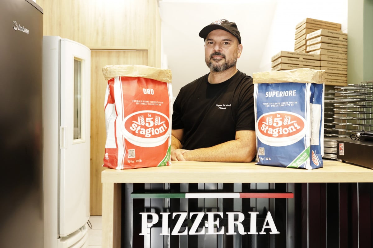 As pizzas da Sapore Di Napoli Pizzeria possuem um per&iacute;odo de fermenta&ccedil;&atilde;o mais longo, podendo chegar a at&eacute; 72 horas  | T&Acirc;NIA MEINERZ/JC