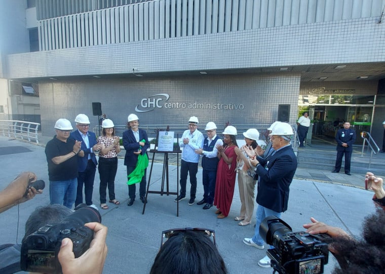 Ministro da Saúde, Alexandre Padilha, celebrou, em Porto Alegre, início das obras da estrutura