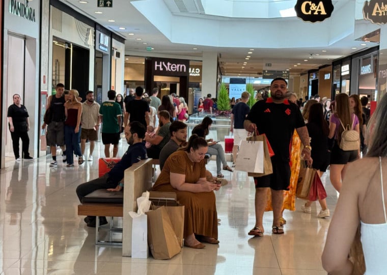 Segundo a Ipsos, as expectativas futuras vinham servindo de âncora para o índice, mas o cenário de abril revela uma deterioração mais disseminada