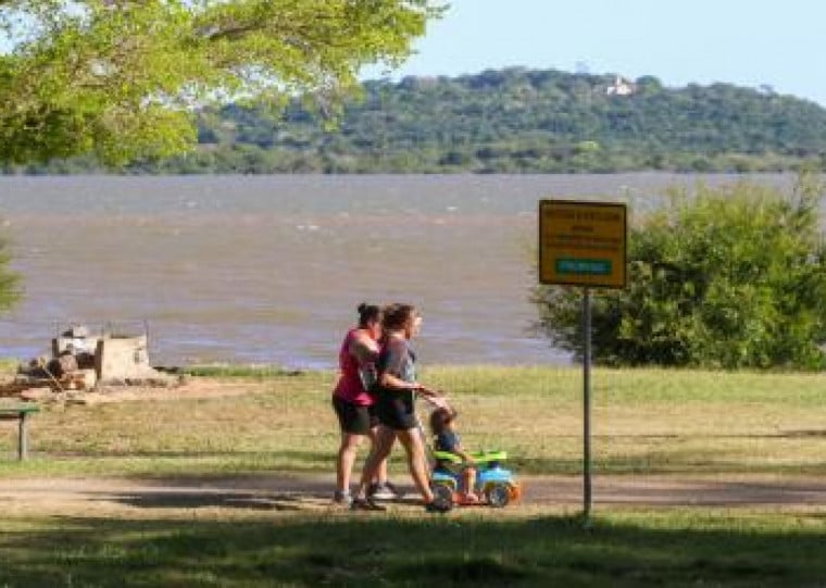 Praias dos bairros Belém Novo e Lami podem ser opções para se refrescar no verão porto-alegrense