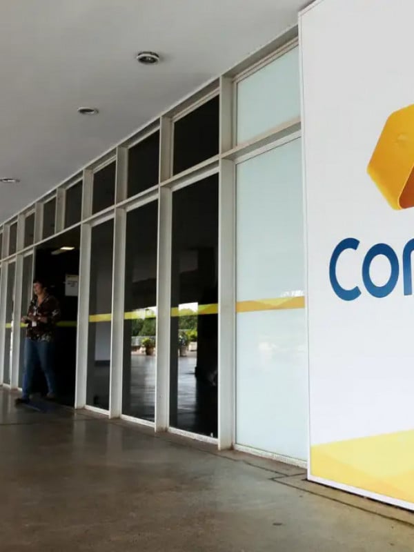 Correios tem prejuízo de R$ 8,5 bi em 2025, puxado por obrigações judiciais e custo operacional