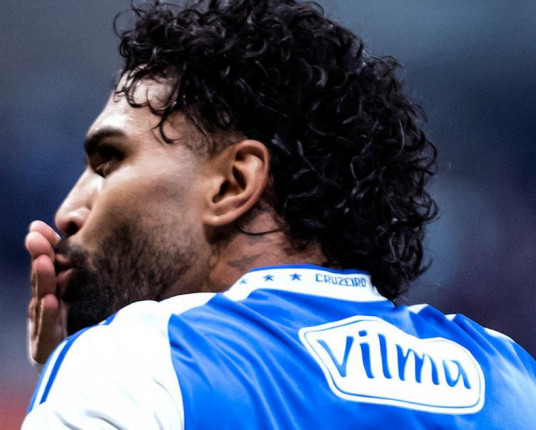 Santos avança por Gabigol e negocia divisão salarial com o Cruzeiro