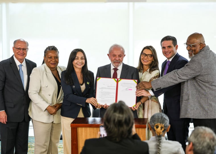O petista realizou uma solenidade no Palácio do Planalto nesta terça-feira (23) para assinar o decreto que reconhece a cultura gospel como manifestação nacional
