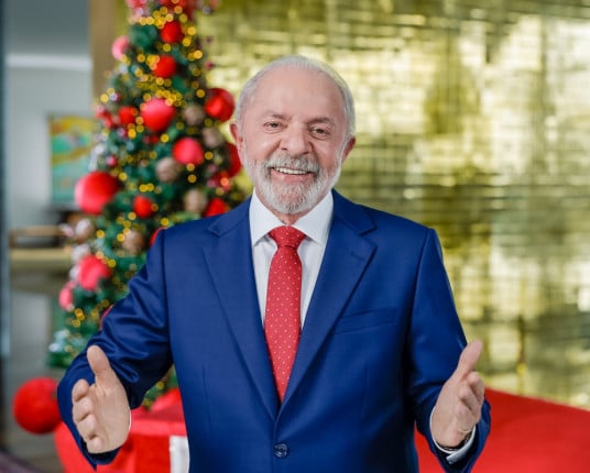 Pronunciamento de Natal: Lula aborda 2026, jornada de trabalho e negociação com Trump