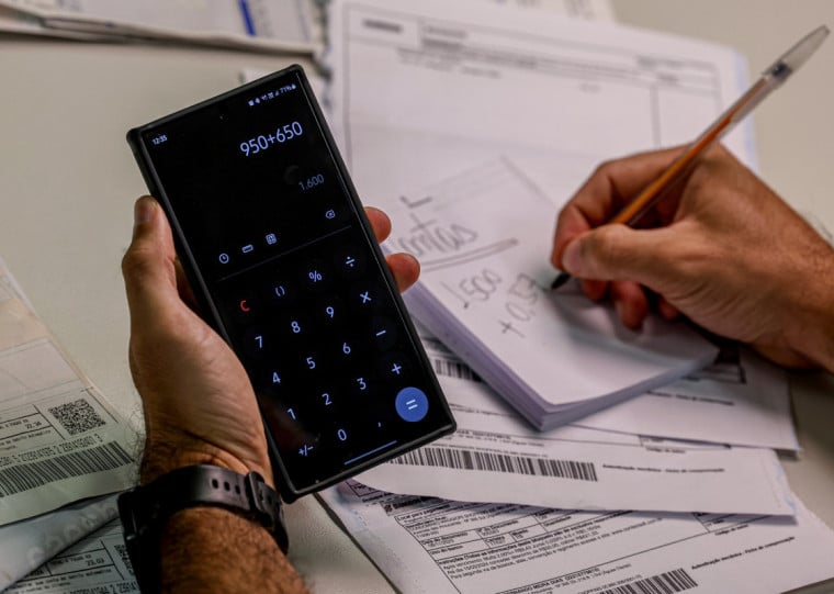 Segundo levantamento da Receita Federal, divulgado neste mês, a carga tributária bruta chegou a 32,20% do Produto Interno Bruto (PIB)